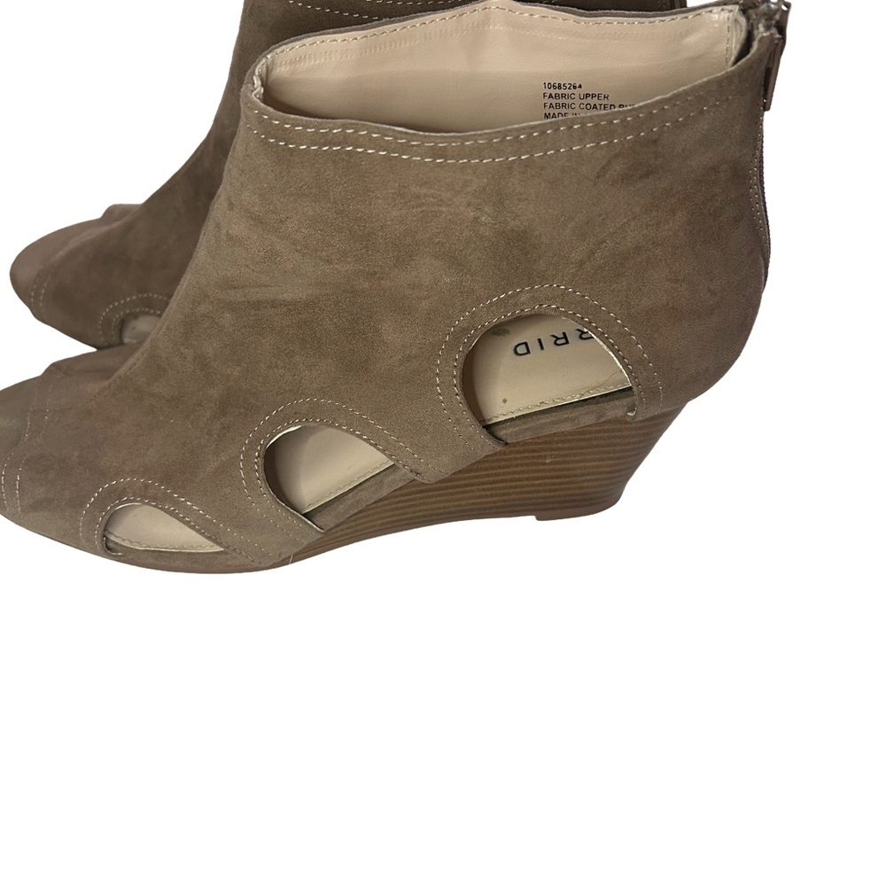 Torrid Brown Peep-Toe Wedge Booties SZ 10W